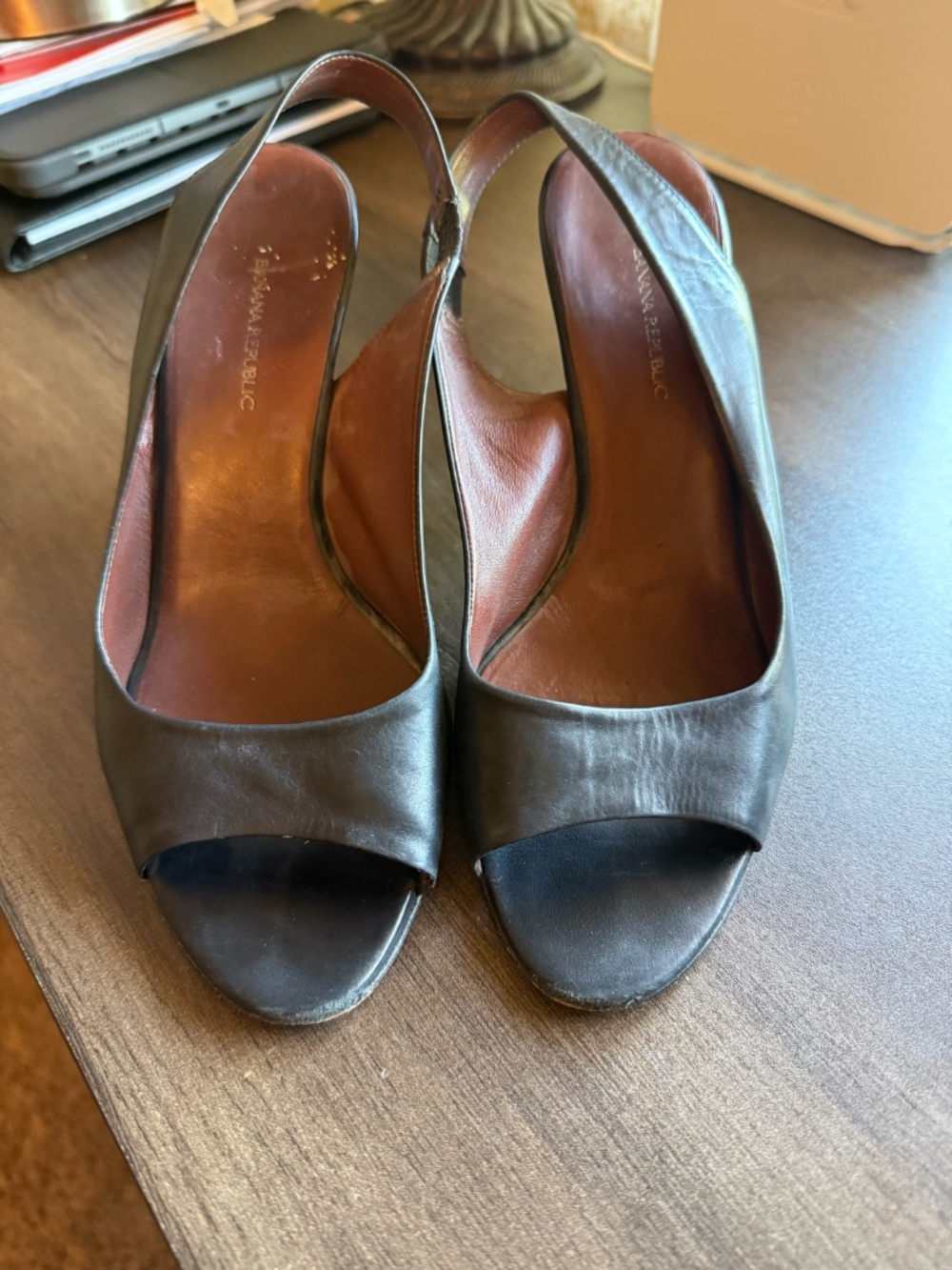 Banana Republic Black Leather Slingback Peep Toe Heels Size 7.5 Classic Pumps